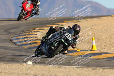 media/Dec-10-2023-SoCal Trackdays (Sun) [[0ce70f5433]]/Turn 12 (2pm)/